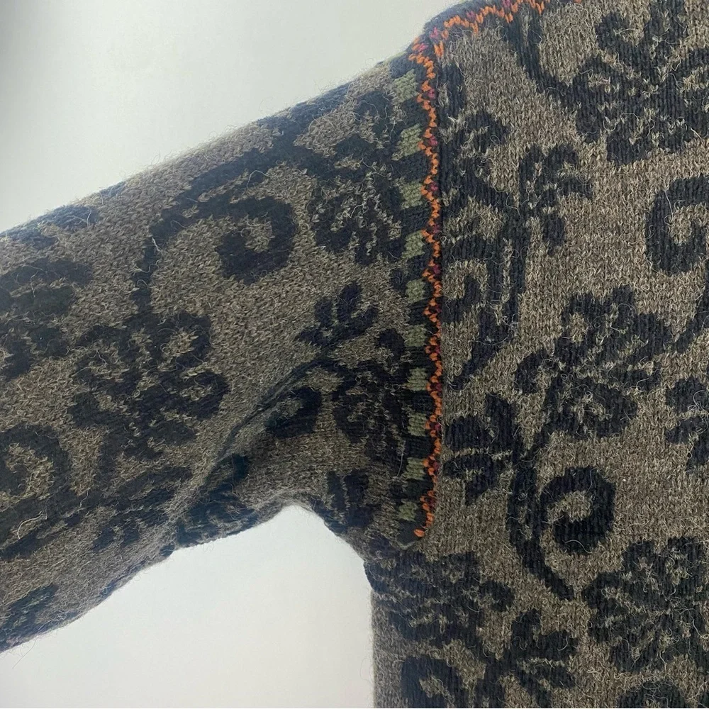 Icelandic Design Wool Cotton Lined Sweater Jacket Sz M Folklore Floral Filigree - Picture 3 of 16